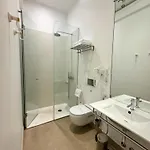 Emaj Boutique 4*