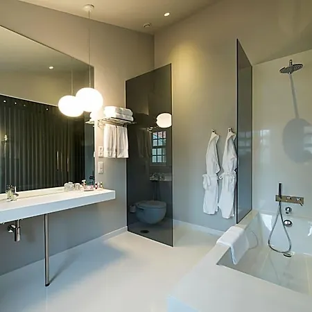 Hotel Emaj Boutique 4*