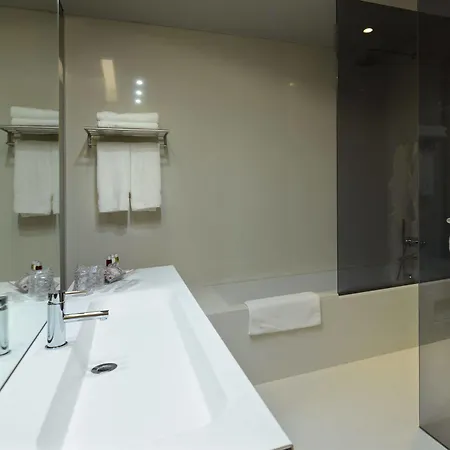 Emaj Boutique Hotel