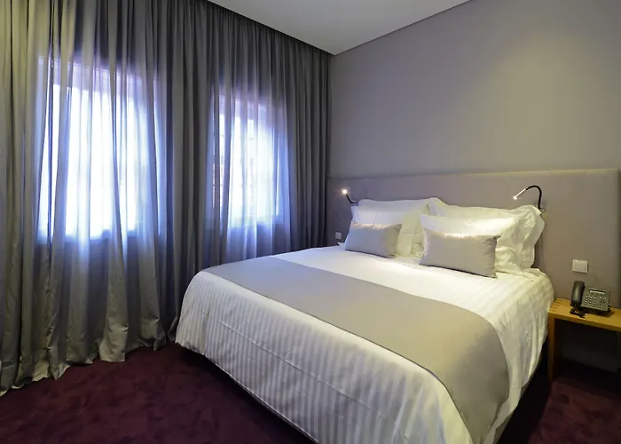 Emaj Boutique Hotel 4*